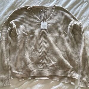 Vince Cream V-Neck Women's Sweater